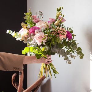 Échoppe Végétale _ Artisan fleuriste_ Messein en Lorraine _ Composition, fleurs et plantes _ Bouquet rose
