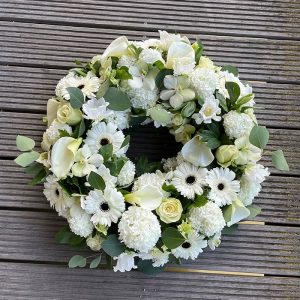 Échoppe Végétale _ Artisan fleuriste_ Messein en Lorraine _ Composition, fleurs et plantes _ Deuil _ Couronne funéraire